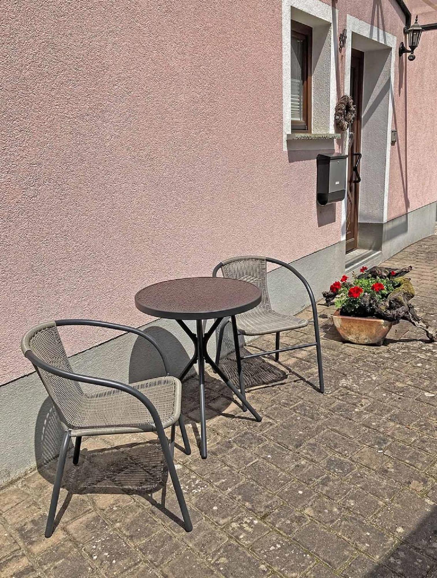 Main-Auszeit Apartment Volkach Bagian luar foto